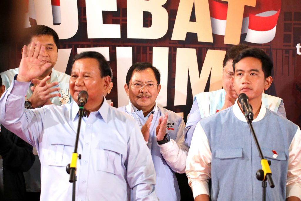 Prabowo Akan Mengatasi Kekurangan 140.000 Dokter dengan Menyekolahkan 10.000 Calon Dokter dan Meningkatkan Jumlah Fakultas Kedokteran