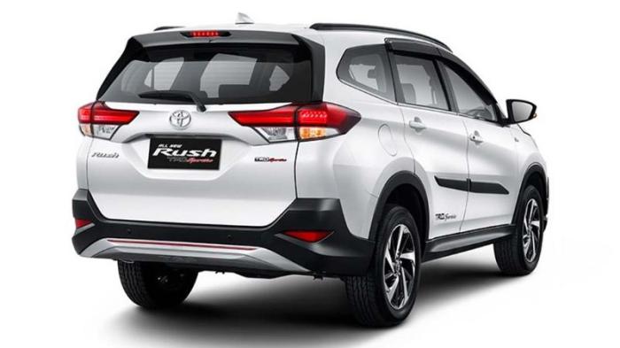 Toyota rush lama penggerak roda depan atau belakang