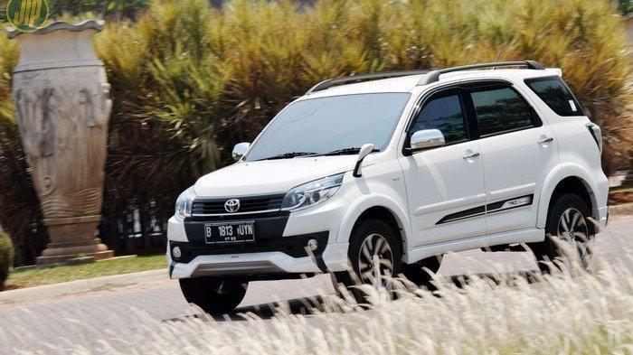 Toyota rush lama bekas