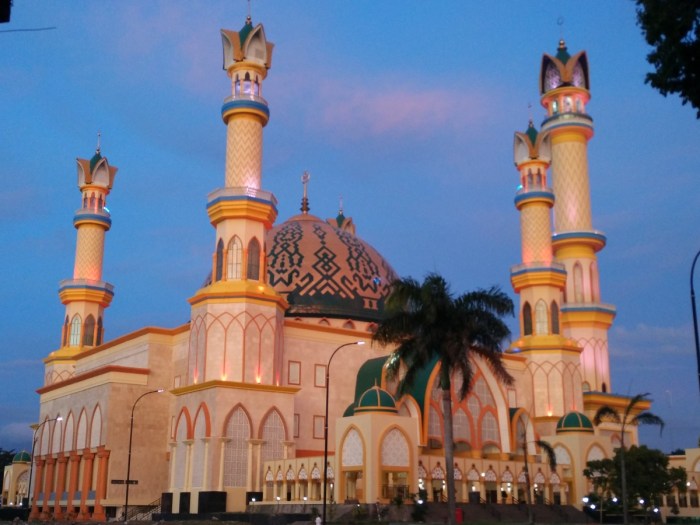 Hubbul wathan mosque lombok grandeur
