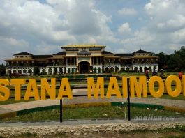 Istana maimun tutup jam berapa