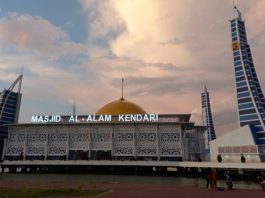 Masjid raya kendari