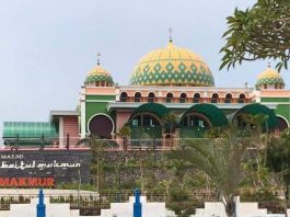 Masjid raya baitul makmur
