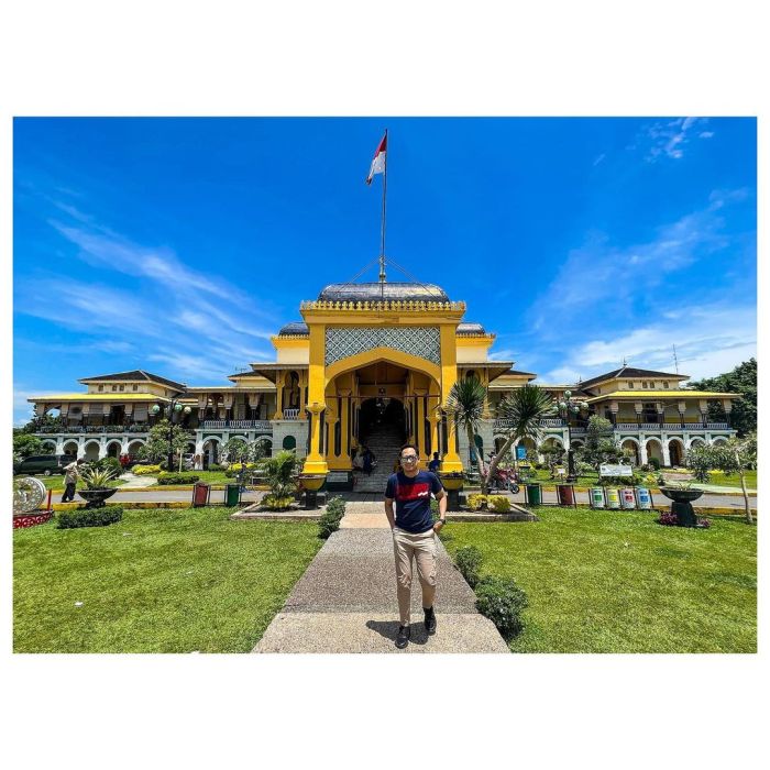 Istana maimun medan masuk wisata utara tiket lokasi sumatera harga