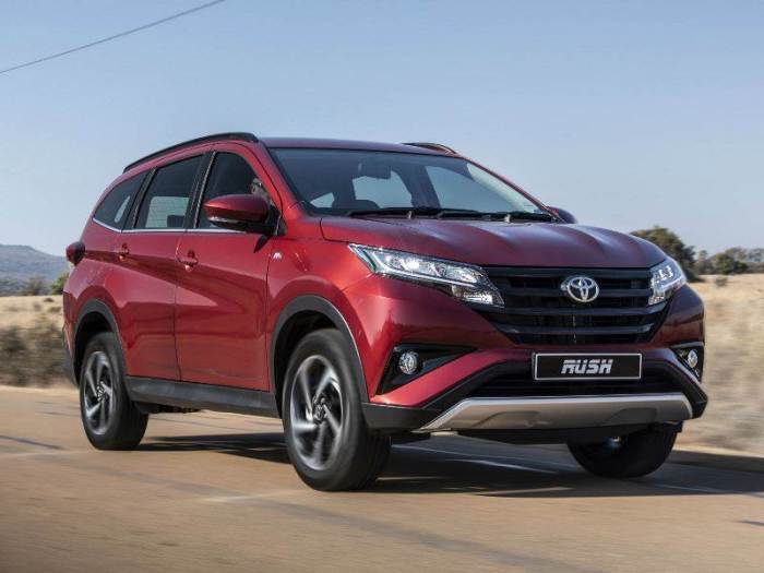 Toyota rush cross