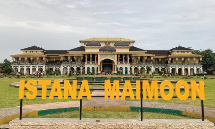 Istana maimun tiket masuk