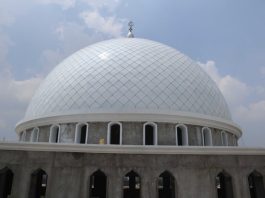 Masjid raya al azhar bekasi