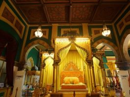 Istana maimun medan buka jam berapa