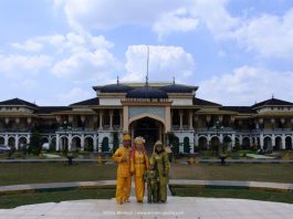 Maimun istana medan east indies dutch sumatra choose board old