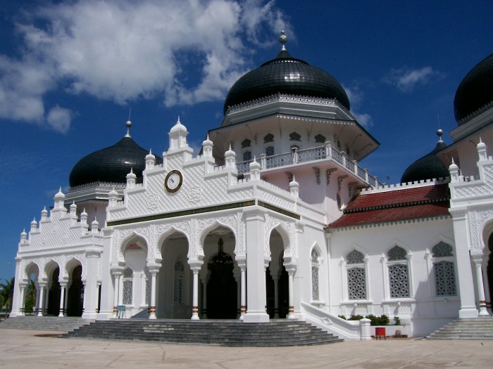 Foto masjid raya baiturrahman banda aceh