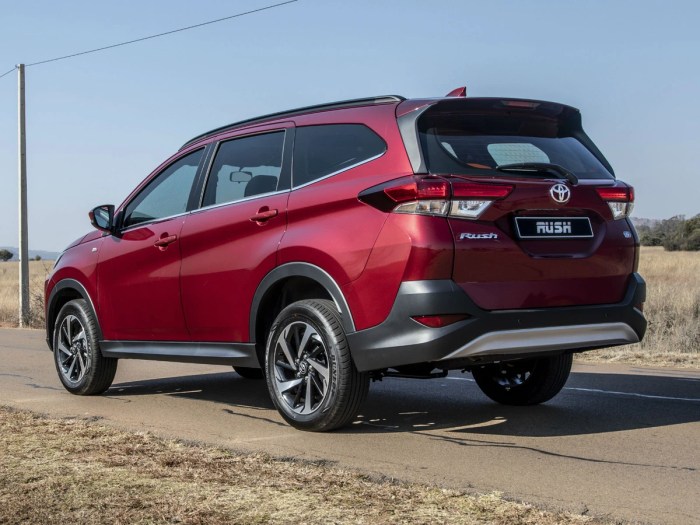 Toyota rush e 2018