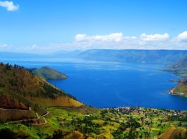 Danau Toba di Sumatera Utara