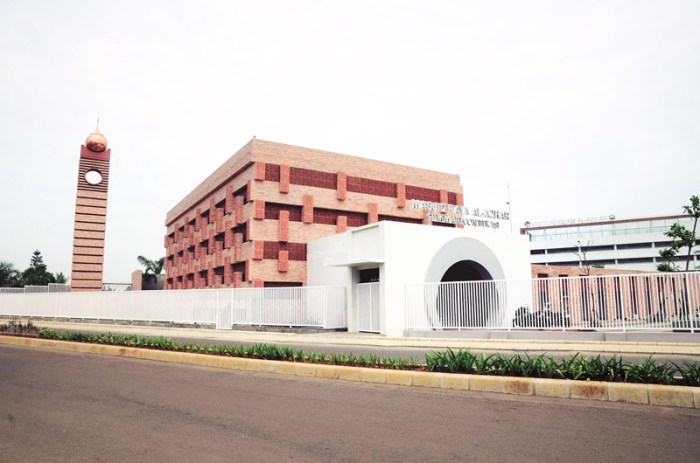 Masjid raya al azhar summarecon bekasi