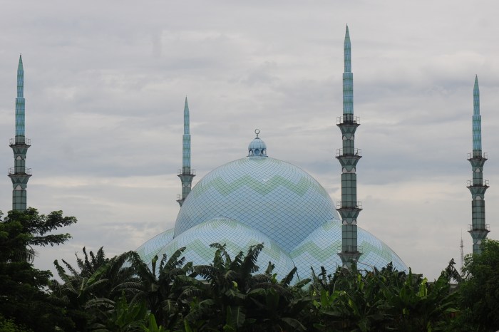 Masjid raya al azhom terbaru