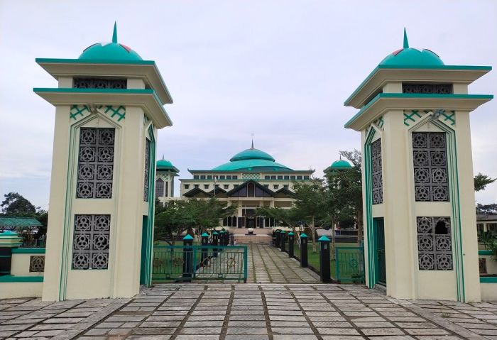 Masjid raya tua tunu