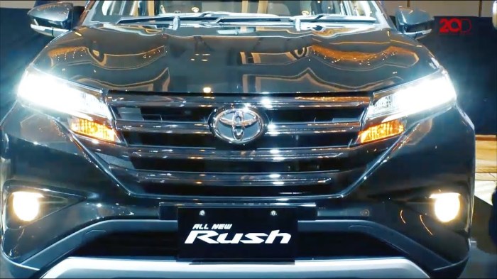 Toyota rush limbung