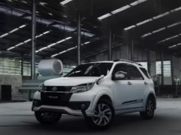 Toyota rush jadul