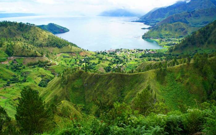 Danau pulau toba samosir pemandangan kartun selain keindahan memperkaya narasi tentang idntimes sekitar instagramable simamora