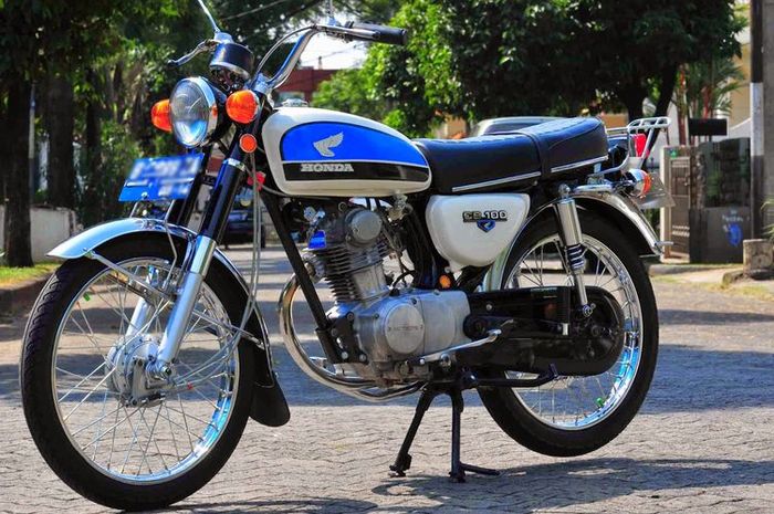 Motor honda dilan