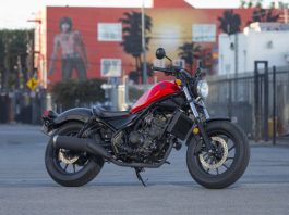 Motor honda rebel 300