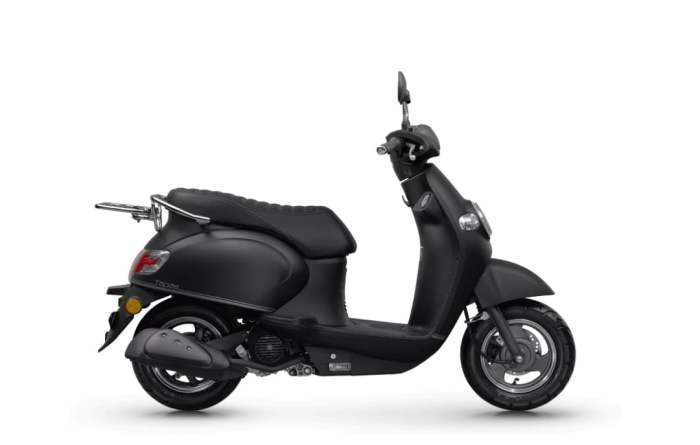 Motor honda mirip vespa