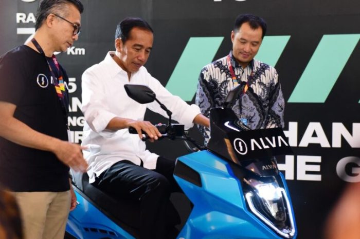Pajak kendaraan bermotor persyaratan pembayaran progresif dikenakan berbeda