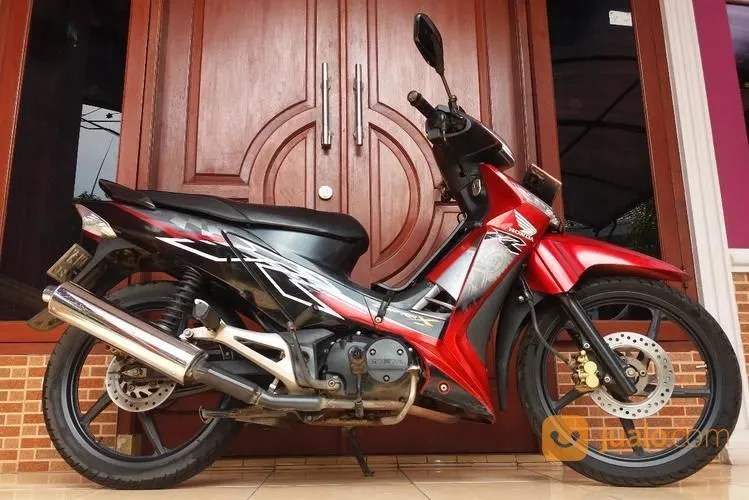 Motor honda nf 125 tr