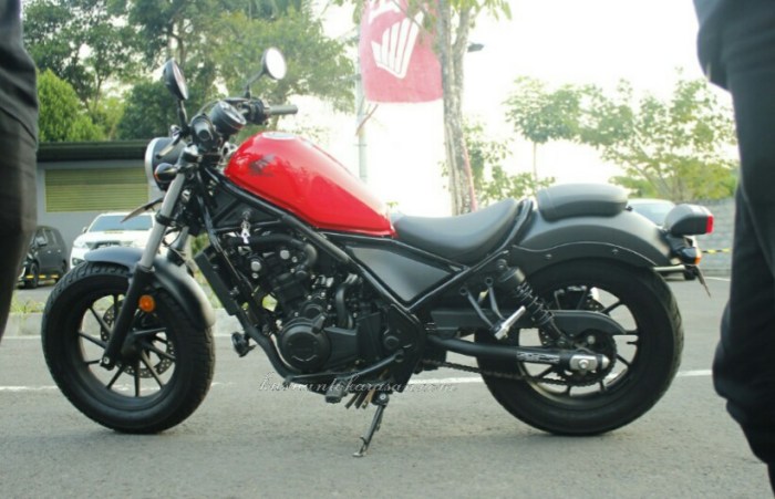 Moge jalanan melahap