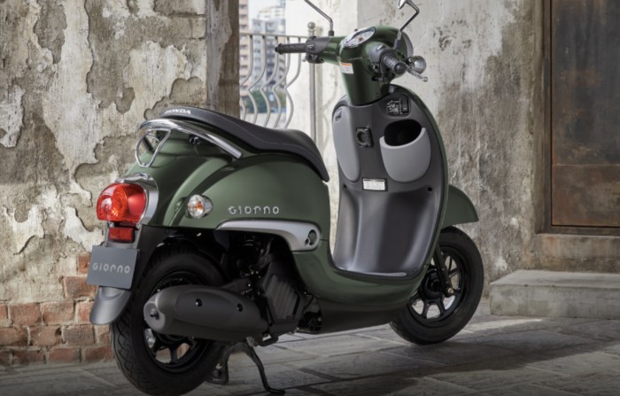 Motor honda yang mirip vespa