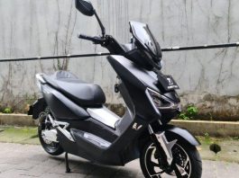 Motor listrik keyless