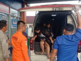 Kapal Pengangkut Wisatawan Dihantam Ombak di Perairan Pandan, Tiga Orang Meninggal